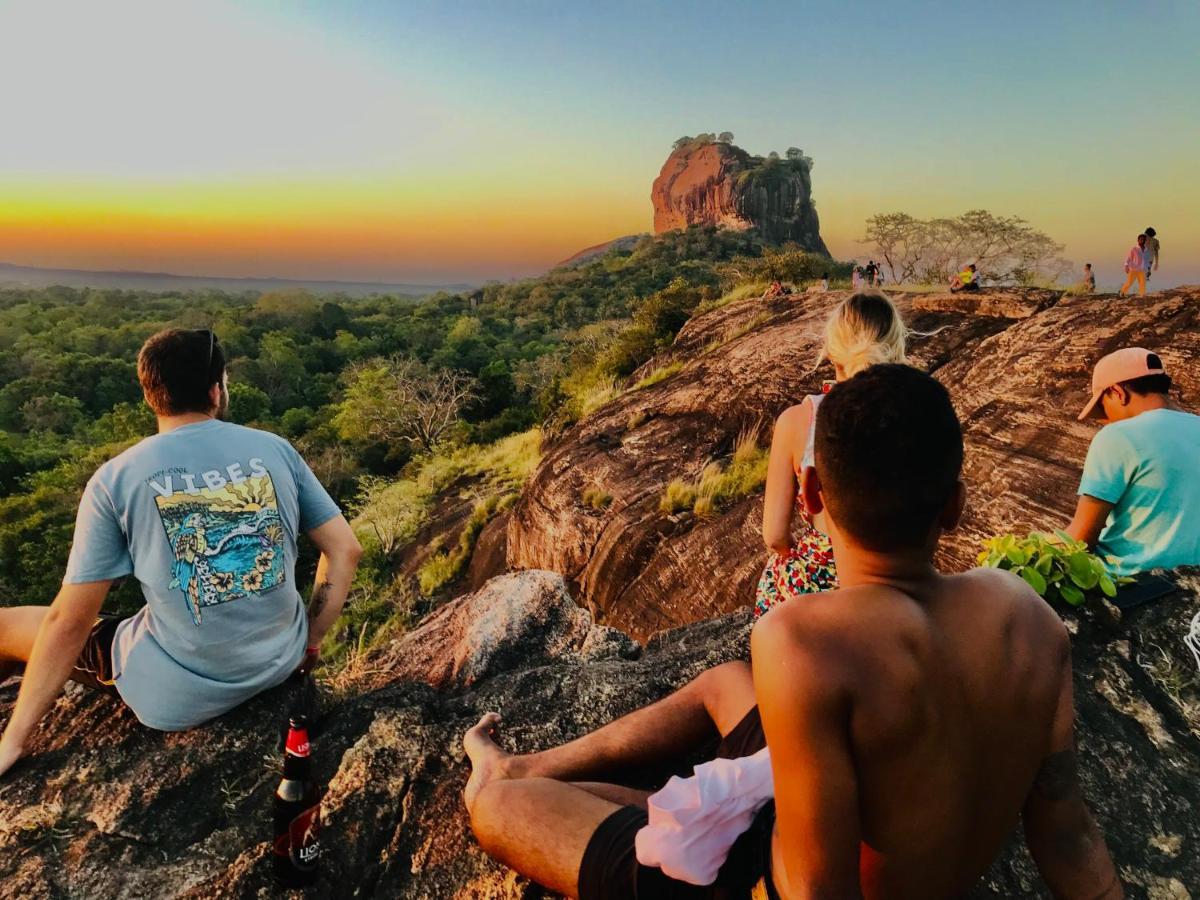 Sigiriya Homestay מראה חיצוני תמונה